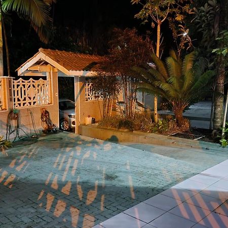 Suites Ubatuba Praia Da Lagoinha Экстерьер фото
